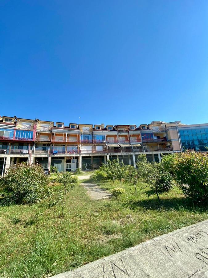 1Bedroom Holiday Apartment With Amazing View Golem,Durres Golem  Ngoại thất bức ảnh